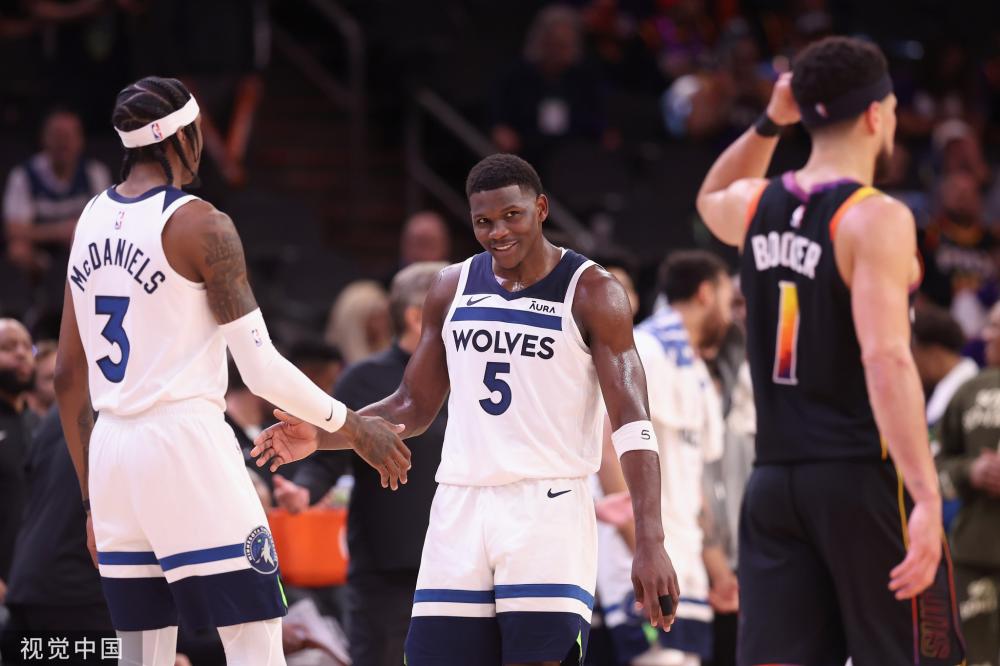 后防线则以 后防线则以