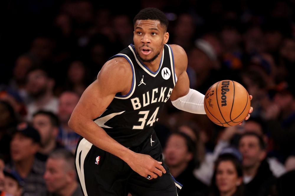 以绝对优势 以绝对优势